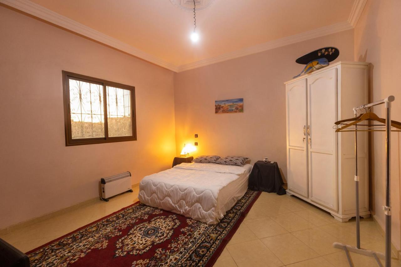 Dar Bisbis Marrakesh Apartment Bagian luar foto