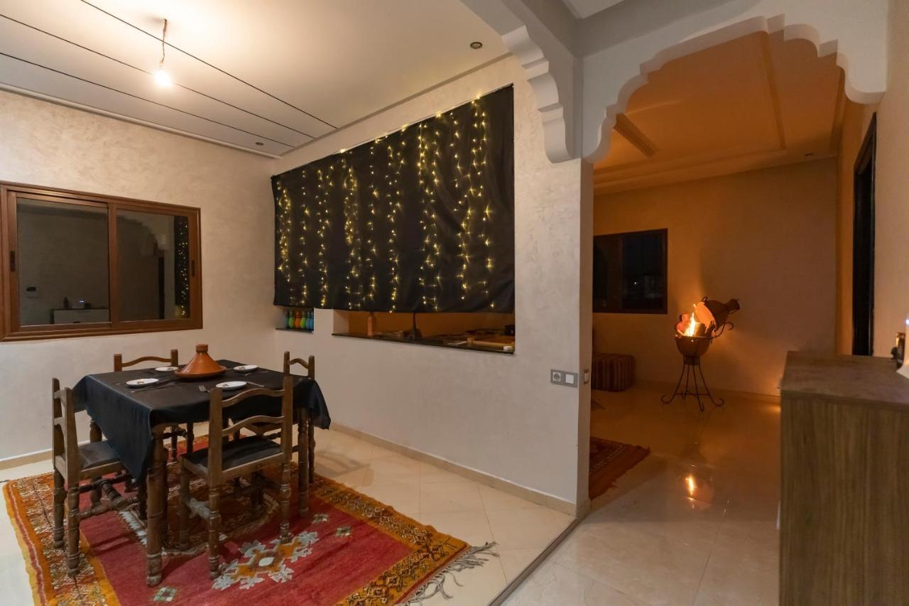 Dar Bisbis Marrakesh Apartment Bagian luar foto