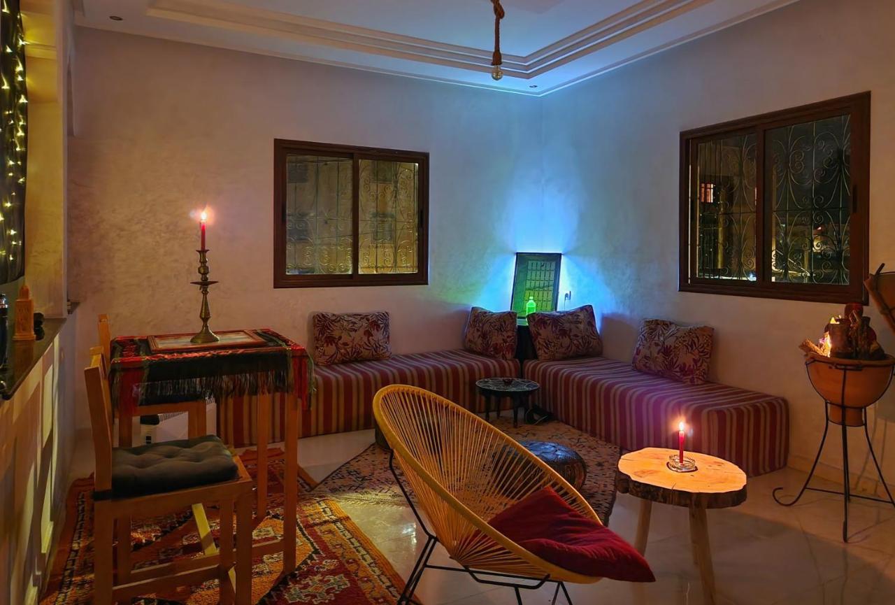 Dar Bisbis Marrakesh Apartment Bagian luar foto
