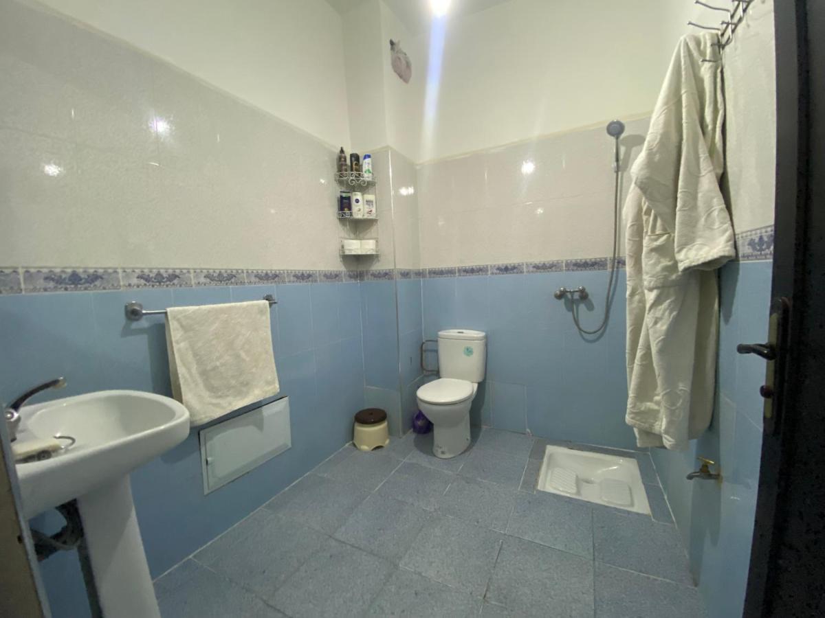Dar Bisbis Marrakesh Apartment Bagian luar foto