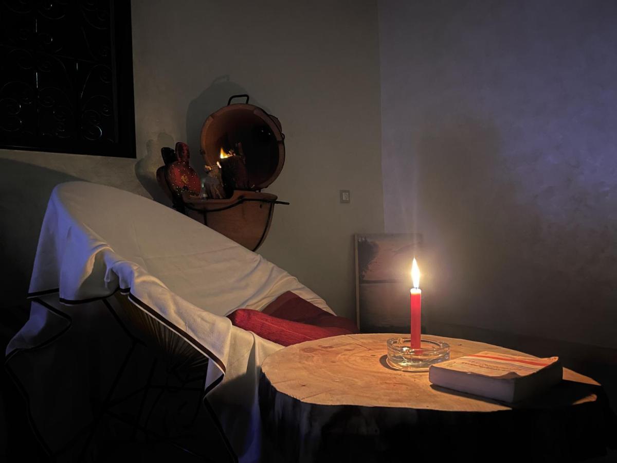 Dar Bisbis Marrakesh Apartment Bagian luar foto